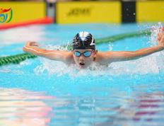 游泳退役国手助力首届京津冀青少年游泳公开赛