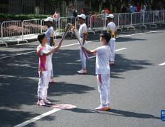 杭州亚运会丨杭州亚运会火炬在湖州传递