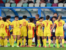 中国女足在巴黎奥运会女足亚洲区预选赛中战胜泰国队，赢得关键胜利！