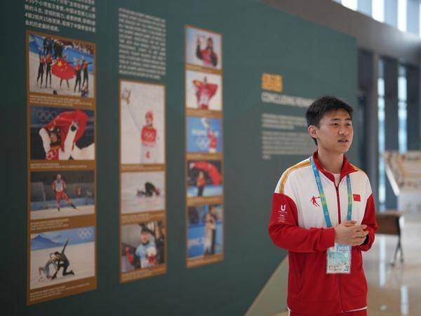 武大靖、刘诗雯鼓励年轻人，体育新闻更好吸引Z世代，中华体育精神颂走进成都