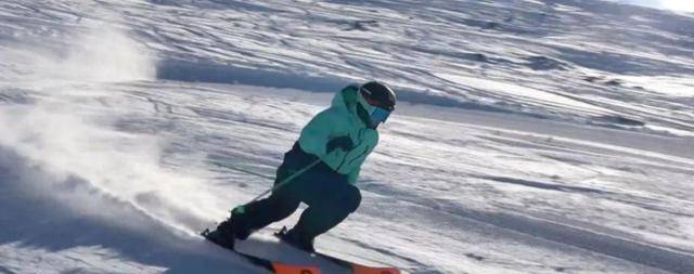 体育新闻！我们唯一一位女性滑雪教练不幸遇难，网友们沉痛哀悼。