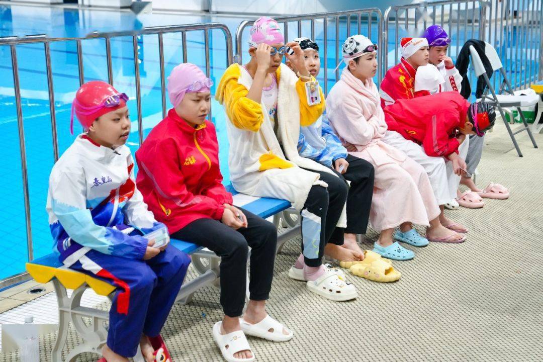 中国新闻网 | 河北省第十六届运动会青少组游泳比赛收官