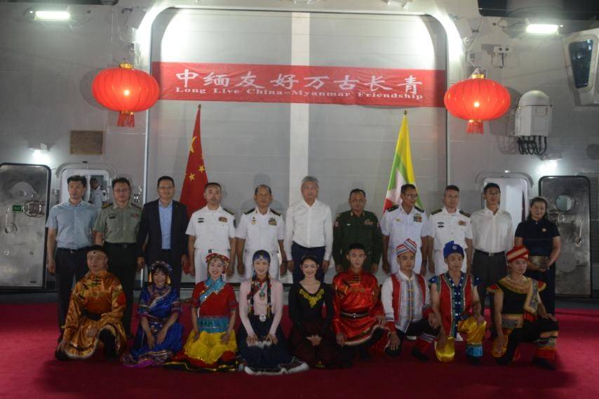 缅军仰光军区司令参观中国军舰，举行友谊体育赛事