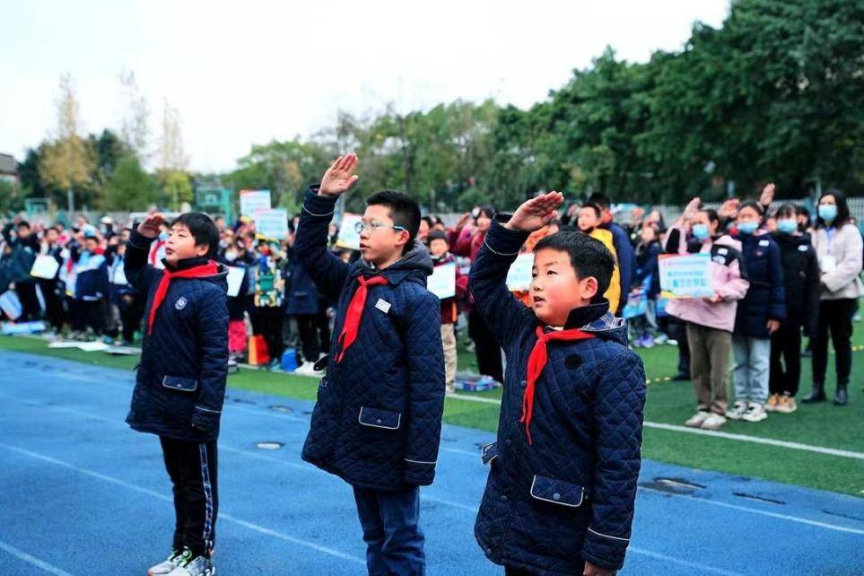 第二届重庆市沙坪坝区青少年科技体育赛事圆满落下帷幕