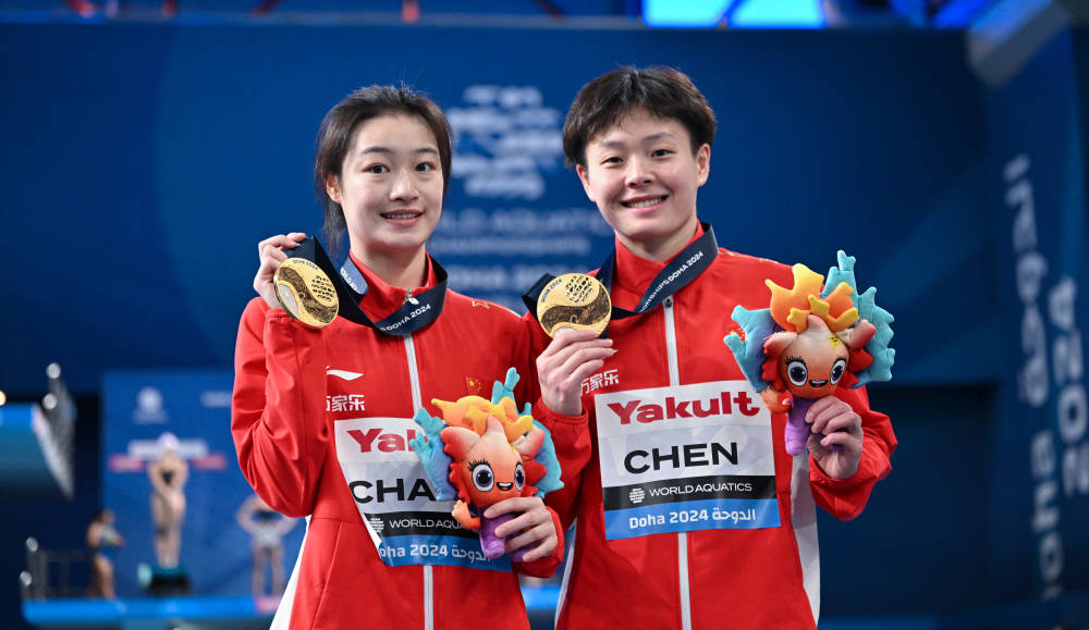 游泳世锦赛女子双人三米板决赛：陈艺文/昌雅妮夺得冠军