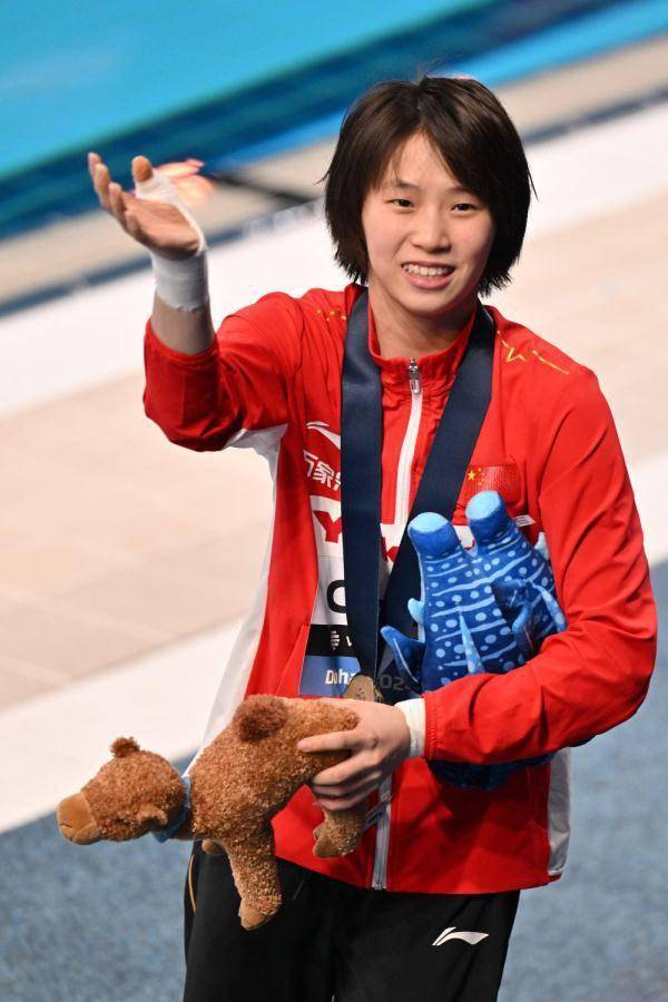 游泳世锦赛 | 陈芋汐/全红婵女双10米台夺冠