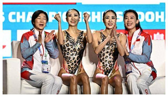中国花样游泳王牌组合演绎花豹太美，夺4冠！剑指巴黎奥运