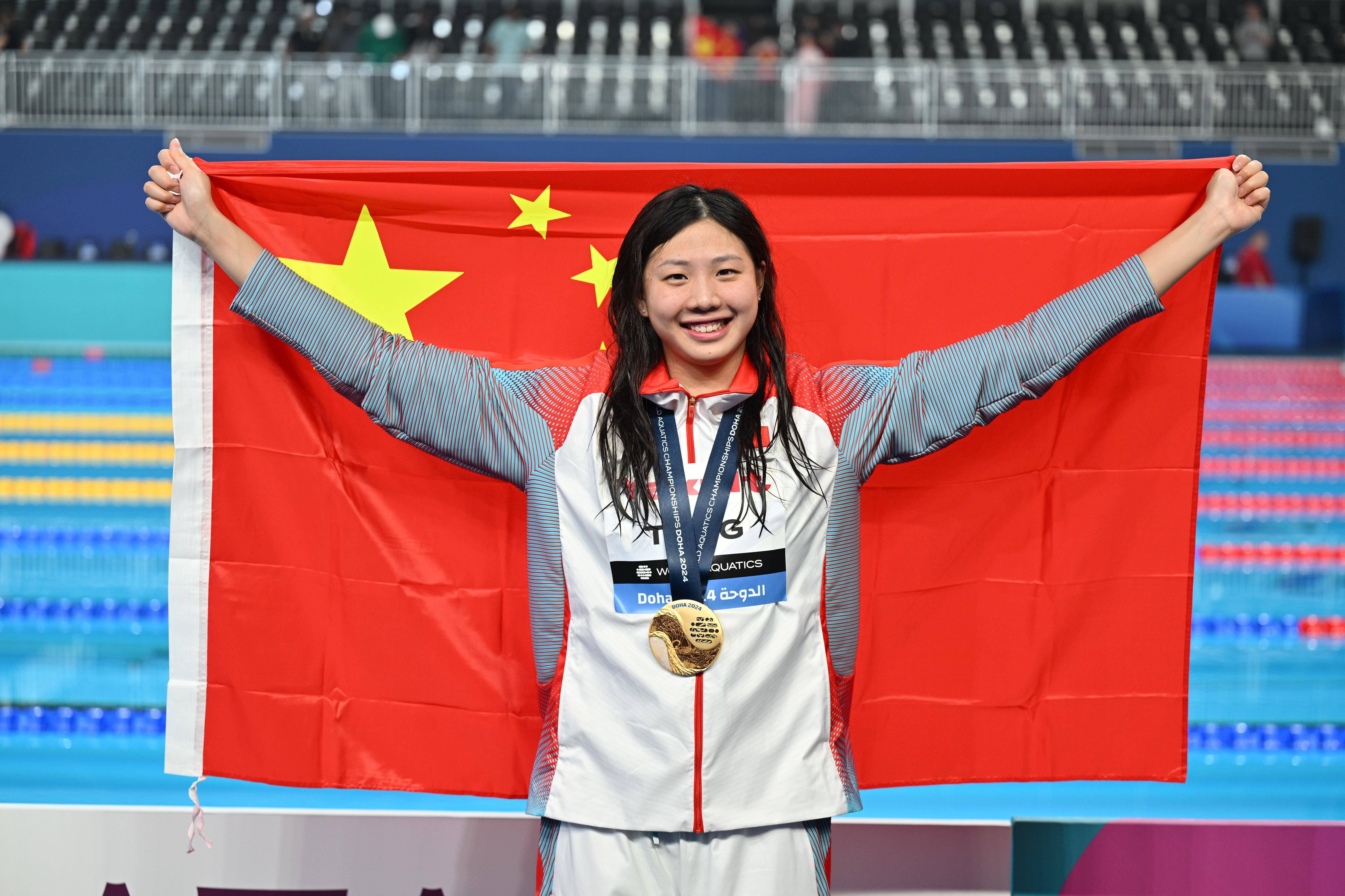 唐钱婷获游泳世锦赛女子100米蛙泳冠军