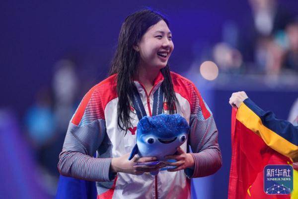 游泳世锦赛丨唐钱婷获女子100米蛙泳冠军