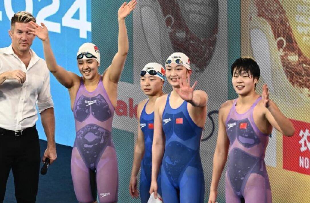 中国游泳诞生14岁新世界冠军！世锦赛迎中国日：潘神领衔单日2金
