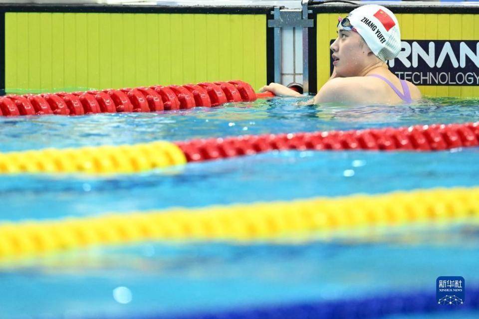 游泳冠军赛：张雨霏被杨浚瑄反超，多位选手达到奥运A标