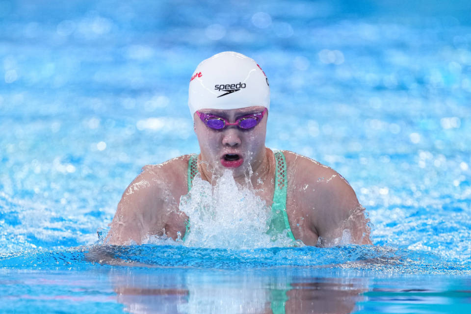 游泳冠军赛：叶诗文200蛙夺冠锁定奥运资格，唐钱婷未达标
