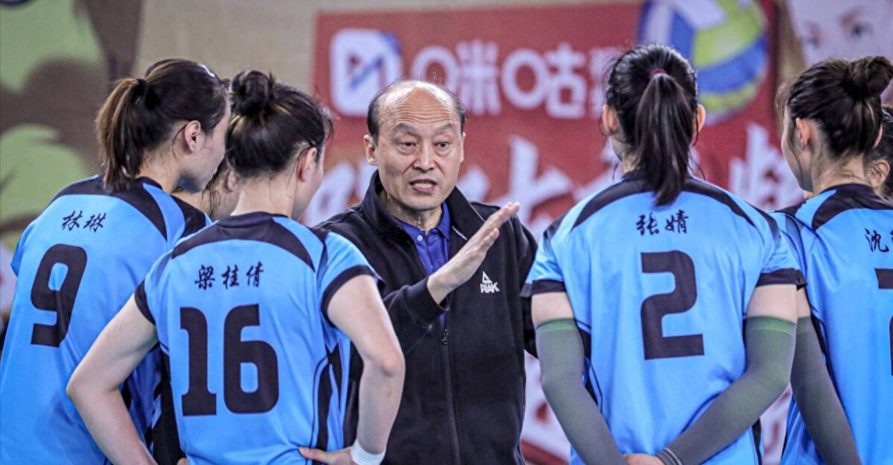蔡斌有可能是中国女排最差的教练 除非巴黎奥运会逆袭 拿到金牌