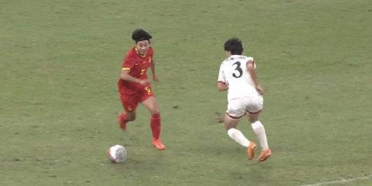 争夺奥运会入场券 中国女足首战1:2不敌朝鲜