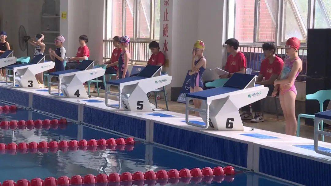 东营市第十二届运动会游泳比赛举行
