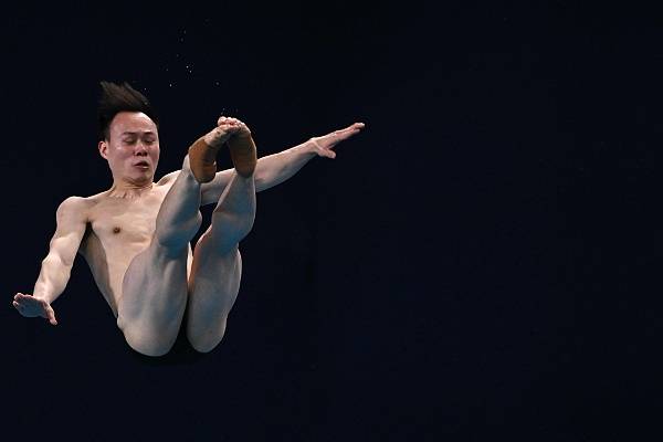 游泳世锦赛 | 王宗源男子3米板三连冠 老将谢思埸复出成为“双保险”