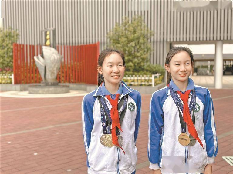 深圳双胞胎姐妹夺亚洲冠军 在第11届亚洲分龄游泳锦标赛花游项目中斩金